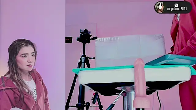 Angelst   online show from February 25, 7:29 am