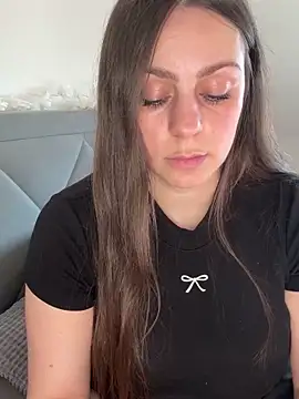 Loella-Rose online show from December 21, 1:18 pm