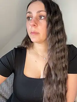 Loella-Rose online show from April 27, 6:33 am