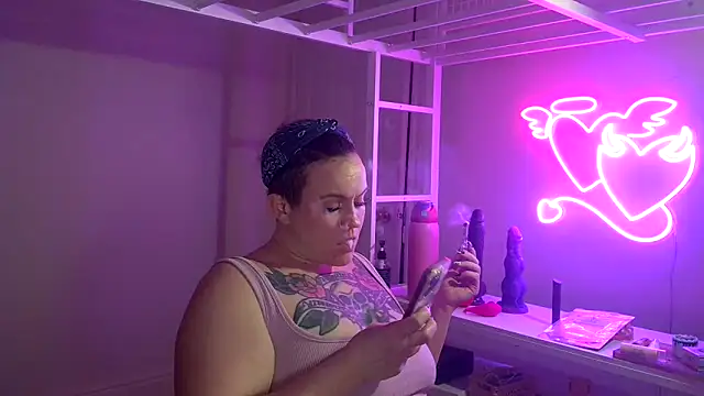 quinnmariexo online show from February 16, 5:14 am