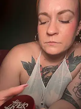 quinnmariexo online show from June 28, 7:42 pm