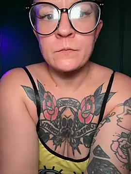 quinnmariexo online show from July 5, 7:54 pm