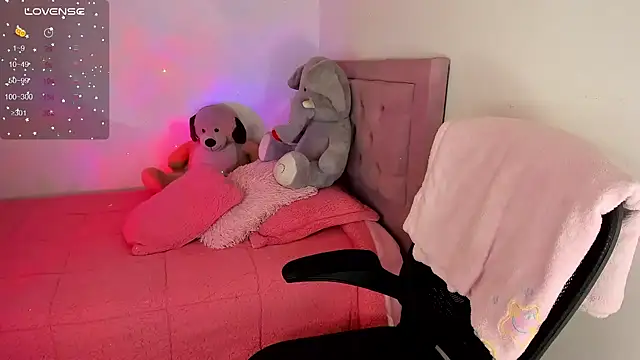 youpinkgirl  online show from January 27, 8:28 pm