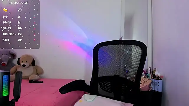 youpinkgirl  online show from March 18, 11:09 pm