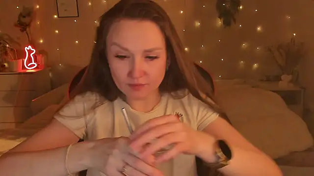 Snapshot of desperatehousewife__ chatting on February 21, 7:04 pm desperatehousewife online show from February 21, 7:04 pm