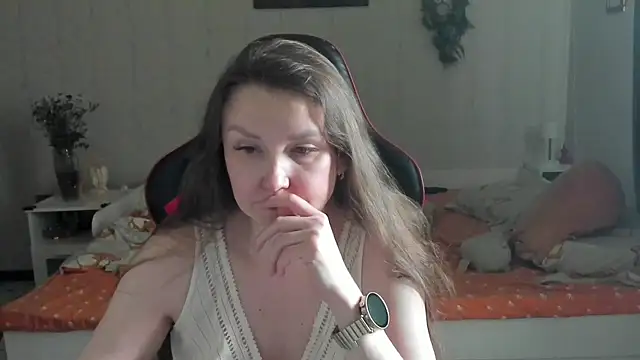 desperatehousewife   online show from July 13, 2:53 pm