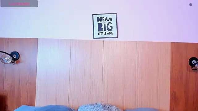 Aishaza1 online show from October 1, 12:22 pm