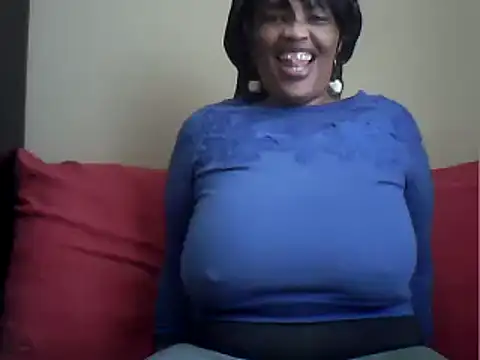 SexxyBoob online show from December 3, 7:16 am