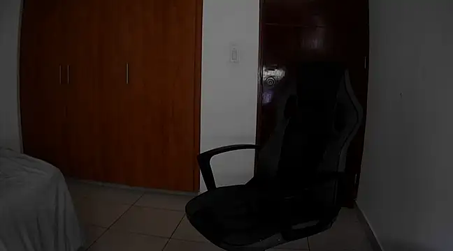 Snapshot of modexusparty1 chatting on December 20, 5:29 pm modexusparty1 online show from December 20, 5:29 pm