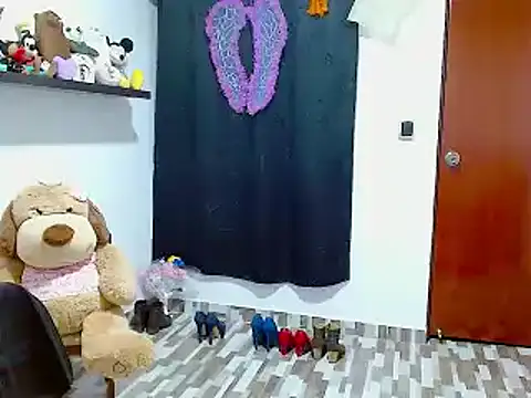 ella peck online show from January 2, 3:48 am