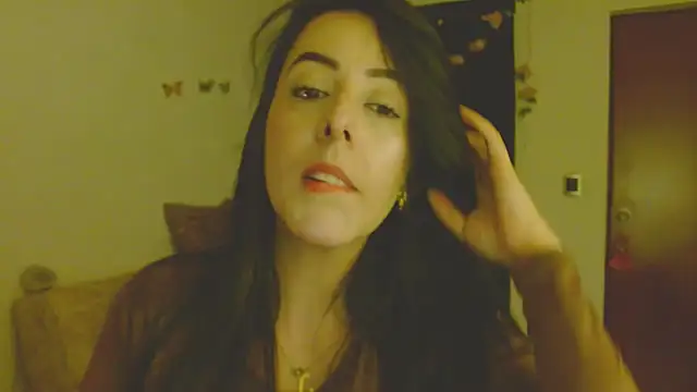 Snapshot of ella_peck chatting on May 21, 3:46 am ella peck online show from May 21, 3:46 am