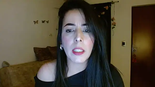 Snapshot of ella_peck chatting on May 23, 2:06 am ella peck online show from May 23, 2:06 am