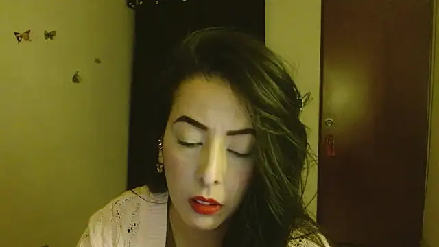 Snapshot of ella_peck chatting on June 25, 5:12 am ella peck online show from June 25, 5:12 am