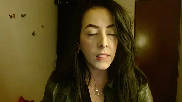 Snapshot of ella_peck chatting on July 14, 3:00 am ella peck online show from July 14, 3:00 am