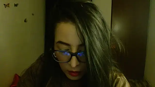 Snapshot of ella_peck chatting on August 7, 1:40 am ella peck online show from August 7, 1:40 am