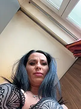 Hotmomcheckk  online show from March 24, 10:20 am