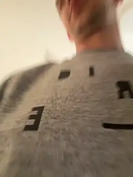 czruz online show from April 3, 7:28 am