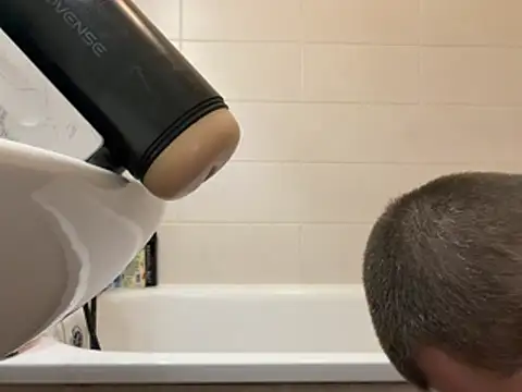 czruz online show from April 19, 1:49 am