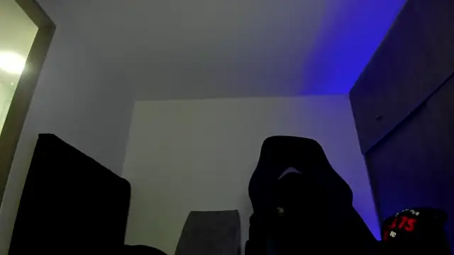 male pussy online show from November 6, 2:56 am