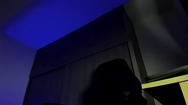 male pussy online show from November 9, 9:02 pm