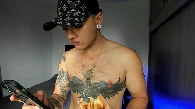 male pussy online show from April 24, 5:15 pm