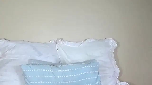 Snapshot of yummydoll97 chatting on January 26, 3:14 pm yummydoll97 online show from January 26, 3:14 pm