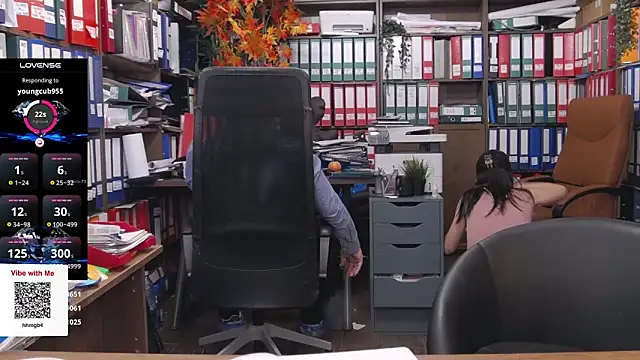 Snapshot of classyladyrellax chatting on January 3, 3:22 pm classyladyrellax online show from January 3, 3:22 pm