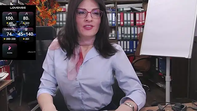 Snapshot of classyladyrellax chatting on March 4, 8:02 am classyladyrellax online show from March 4, 8:02 am