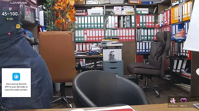 Snapshot of classyladyrellax chatting on October 7, 10:56 am classyladyrellax online show from October 7, 10:56 am