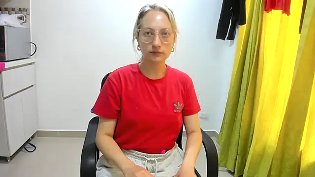 Adele johnsonn1 online show from March 5, 2:34 pm