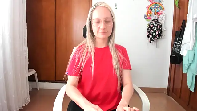 Adele johnsonn1 online show from November 3, 3:35 pm