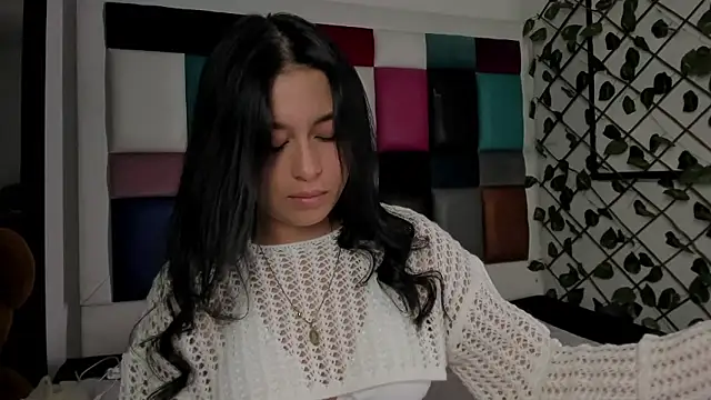 MelodySweett online show from January 18, 3:32 am