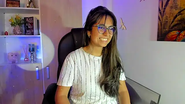 Isabellaa22 1 online show from February 28, 3:48 am