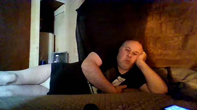 Nightshade7712 online show from November 20, 8:58 am