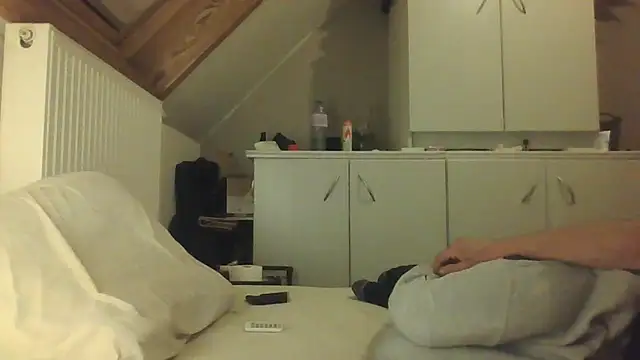 Vekie 007 online show from May 22, 12:51 am