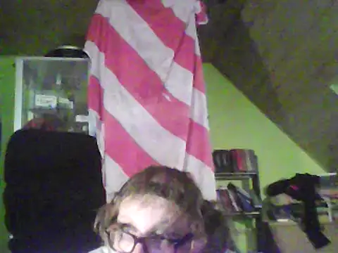 Snapshot of Family666Zombie chatting on July 25, 11:13 pm Family666Zombie online show from July 25, 11:13 pm