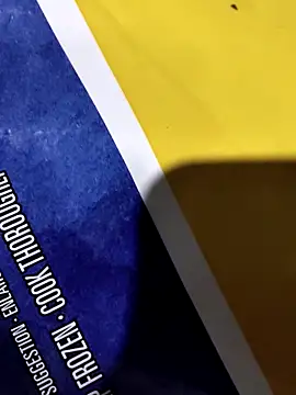 Snapshot of amlaburfi chatting on November 17, 11:32 pm amlaburfi online show from November 17, 11:32 pm