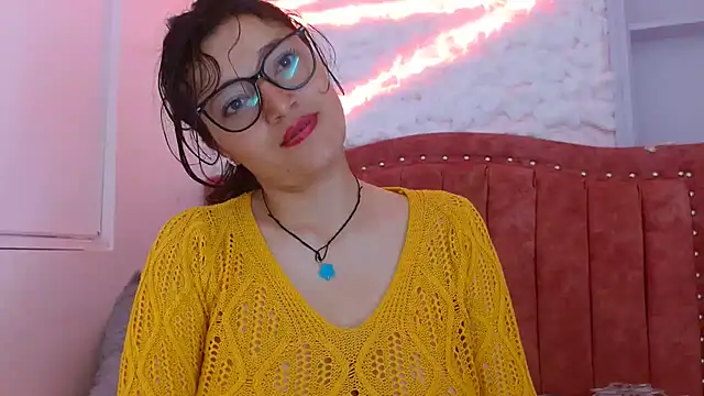 Snapshot of lunazulsj chatting on January 31, 3:44 pm lunazulsj online show from January 31, 3:44 pm