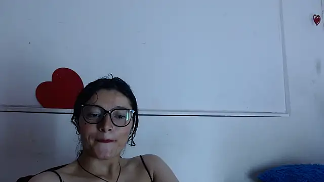 Snapshot of lunazulsj chatting on March 15, 6:21 pm lunazulsj online show from March 15, 6:21 pm