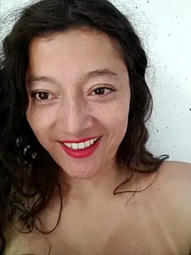 Snapshot of lunazulsj chatting on September 12, 4:51 pm lunazulsj online show from September 12, 4:51 pm