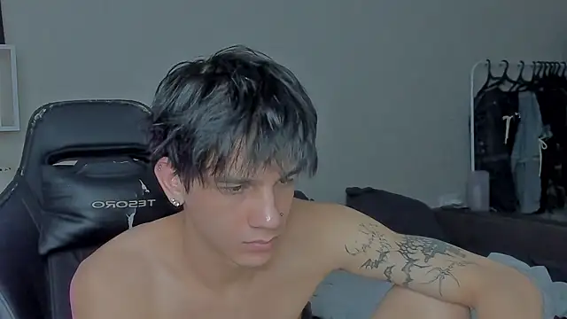 MarkBrowniii online show from December 12, 7:26 pm