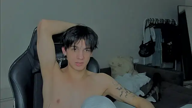 MarkBrowniii online show from December 29, 10:03 pm