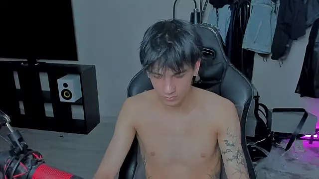 MarkBrowniii online show from March 11, 7:37 am