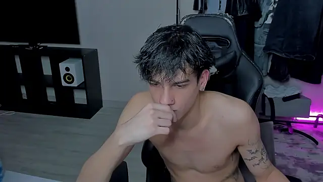 MarkBrowniii online show from March 19, 12:59 am