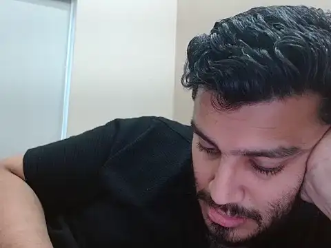 robintoit online show from April 6, 3:37 am