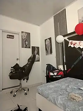 Natasha milf   online show from February 22, 12:34 am