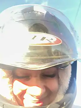 Bonniepark online show from February 1, 12:05 pm