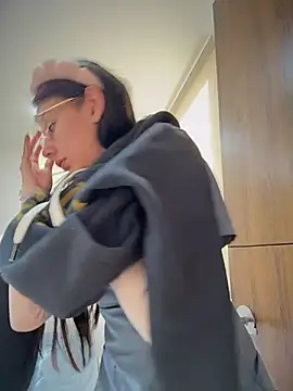 Bonniepark online show from March 14, 9:09 pm