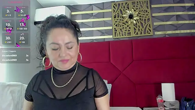 hanny milf online show from March 1, 2:35 am