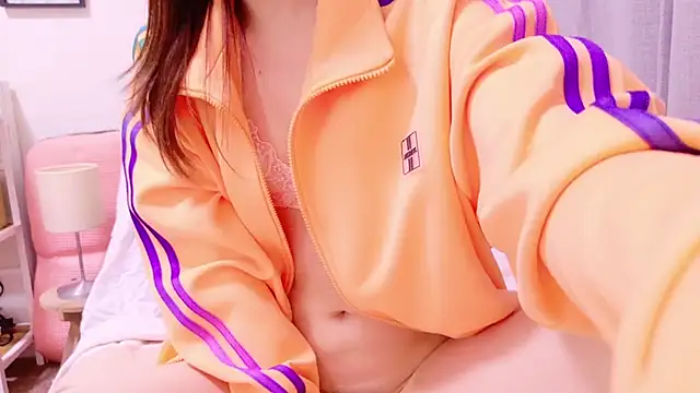 Mii v v online show from March 9, 3:32 am